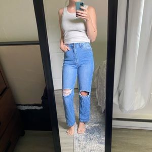 Super cute, light wash, straight leg, and distressed denim.